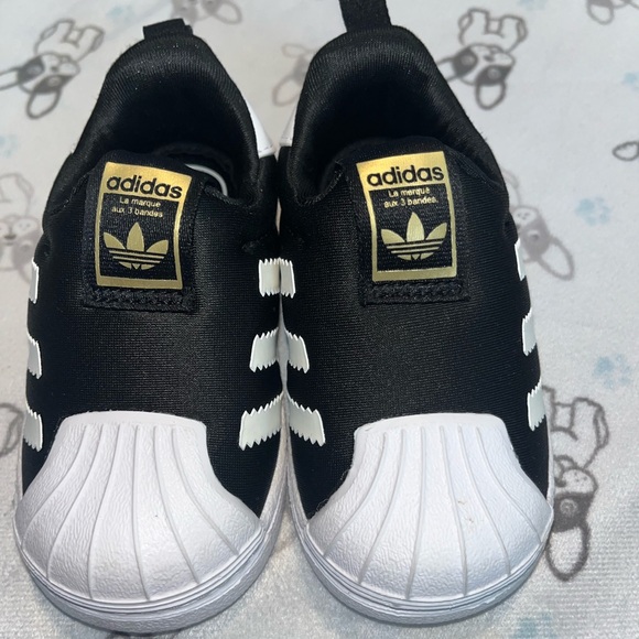Adidas Kids Black and White Shoes - Picture 2 of 3